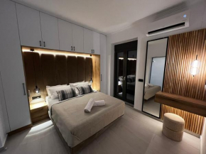 City Compass Luxury Suites